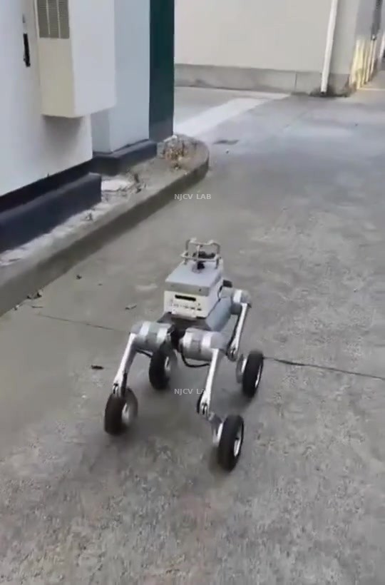 Wheel-legged robot navigating alleyway